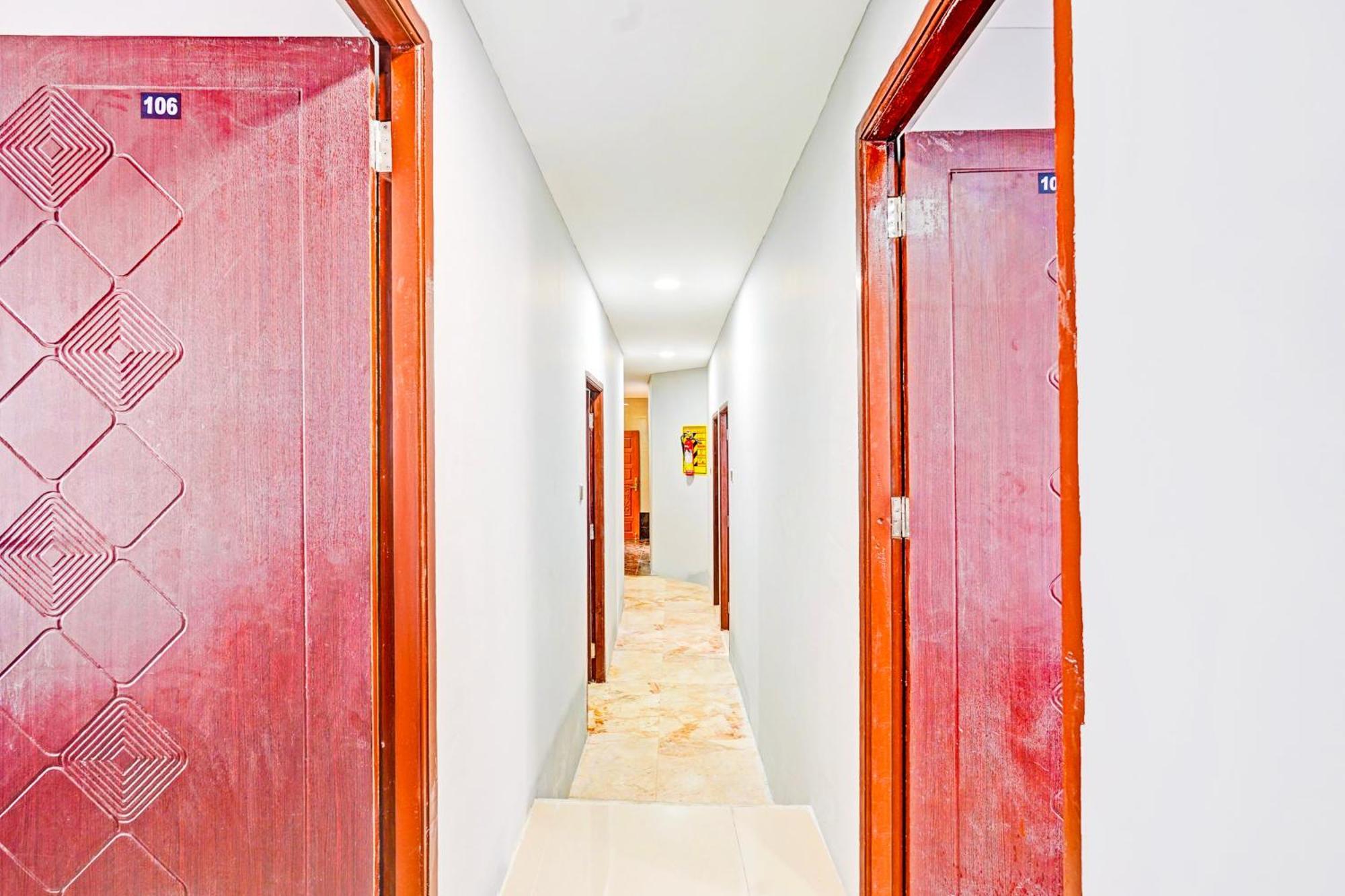 Super O Sholinganallur Near Anjaneya Temple 4* Chennai
